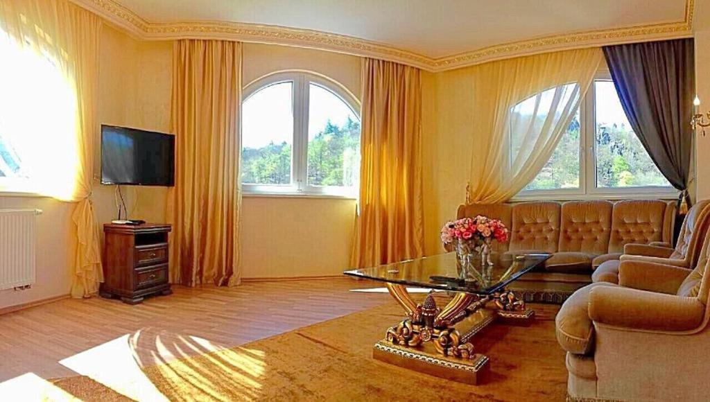 Appartamento Fantasy Karlovy Vary Esterno foto